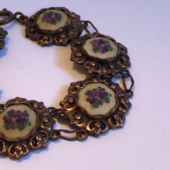 Vintage Bracelet - Picture 1 of 3